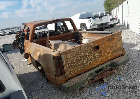 1999 Chevrolet Silverado 1500 Ls from USA, damaged, VIN 2GCEC19T9X1128932